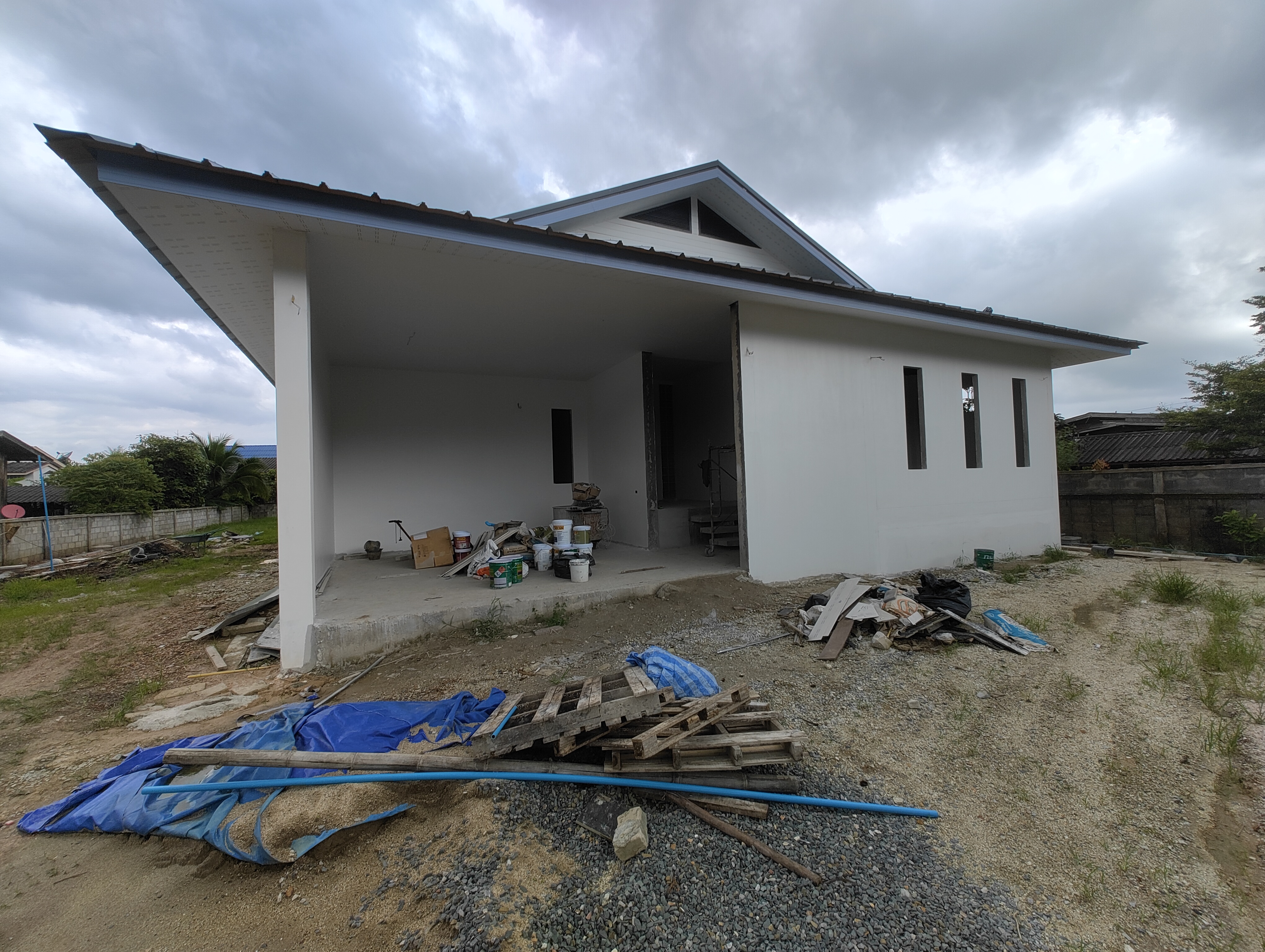 โครงการก่อสร้างบ้านพักอาศัย บ.ร่องธาร